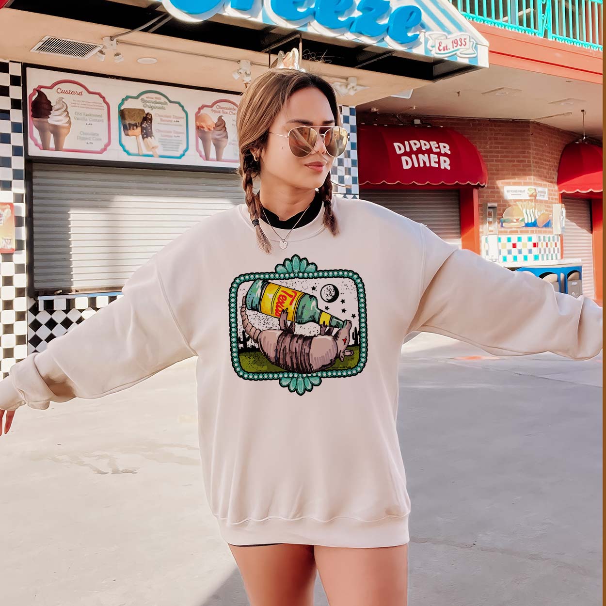 MISSMUDPIE Small / Cream Sweatshirt Topo Texas Armadillo - Multiple color options in Tee or Sweatshirt