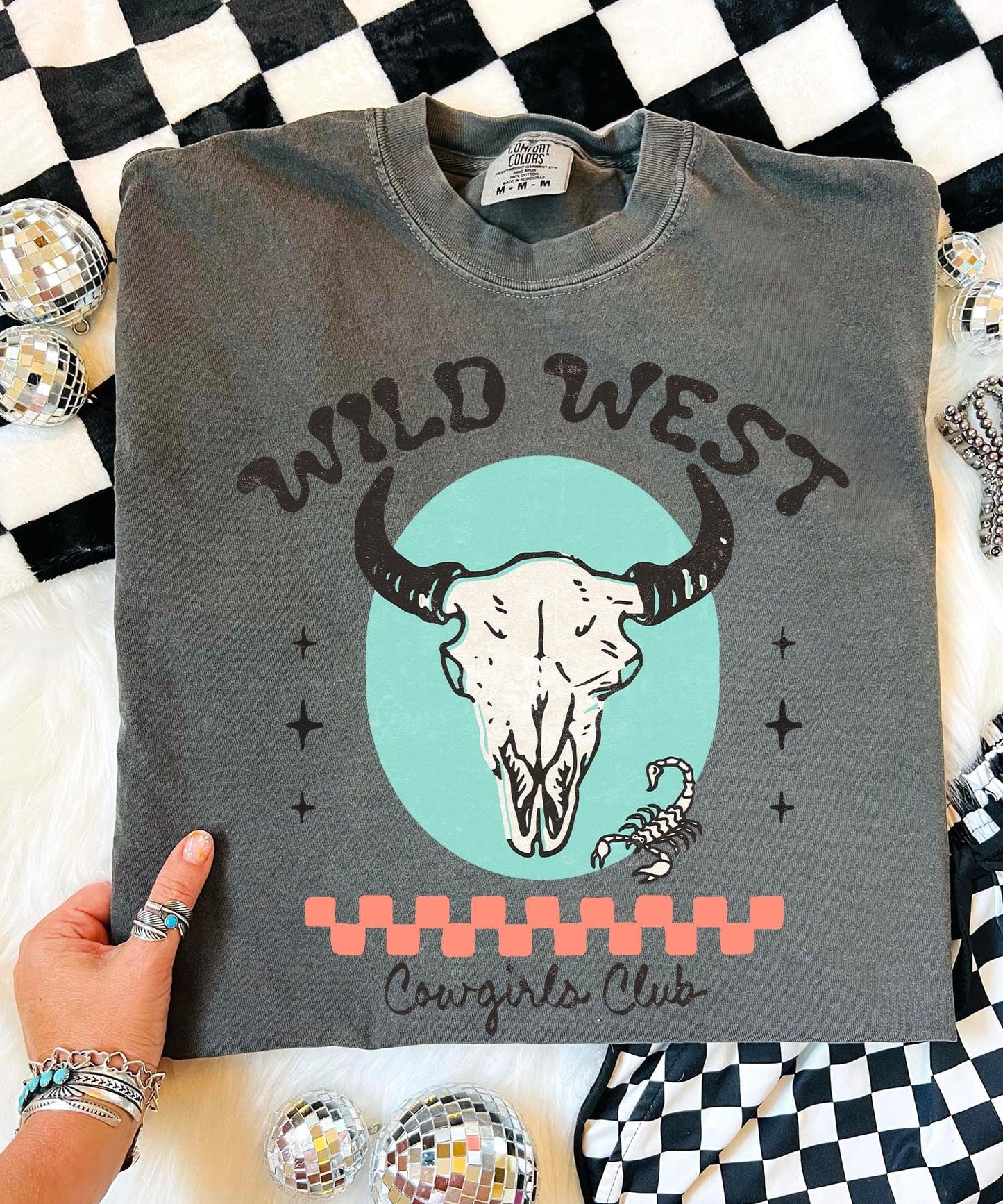 Shipping Dept. Wild West Cowgirls Club - COMFORT COLOR - Pepper