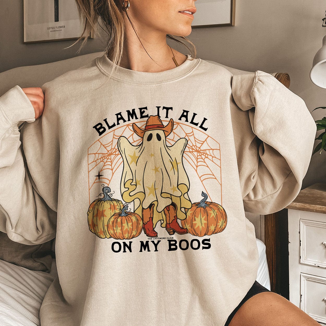 MISSMUDPIE Blame it all on my boos - Cream Sweatshirt