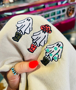 MISSMUDPIE Ghoul Gang Embroidery- Cream Sweatshirt