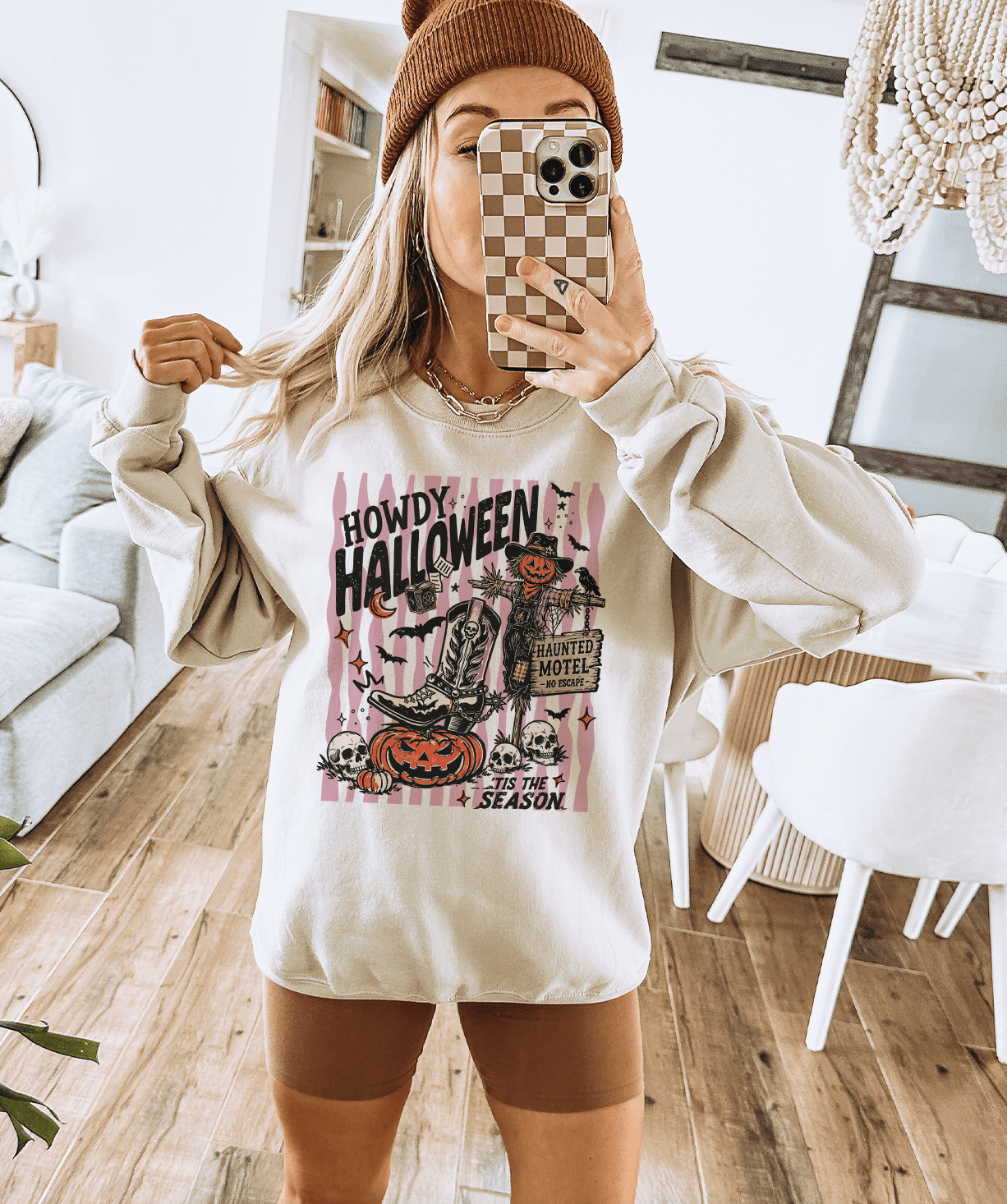 Shipping Dept. SMALL / Cream Sweatshirt Howdy Halloween  -  Tees and Sweatshirts