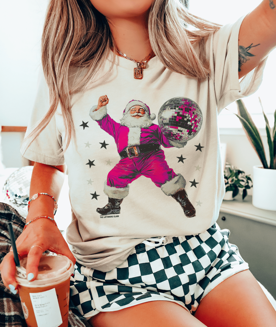 Shipping Dept. SMALL / Cream T-Shirt Pink Disco Dancing Santa