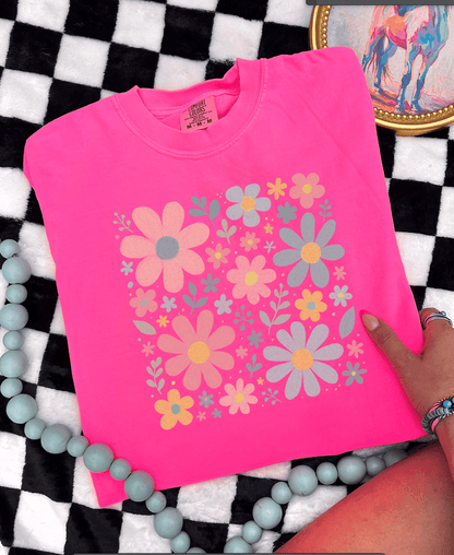 MISSMUDPIE Retro Floral Print - Multiple color options in Tee