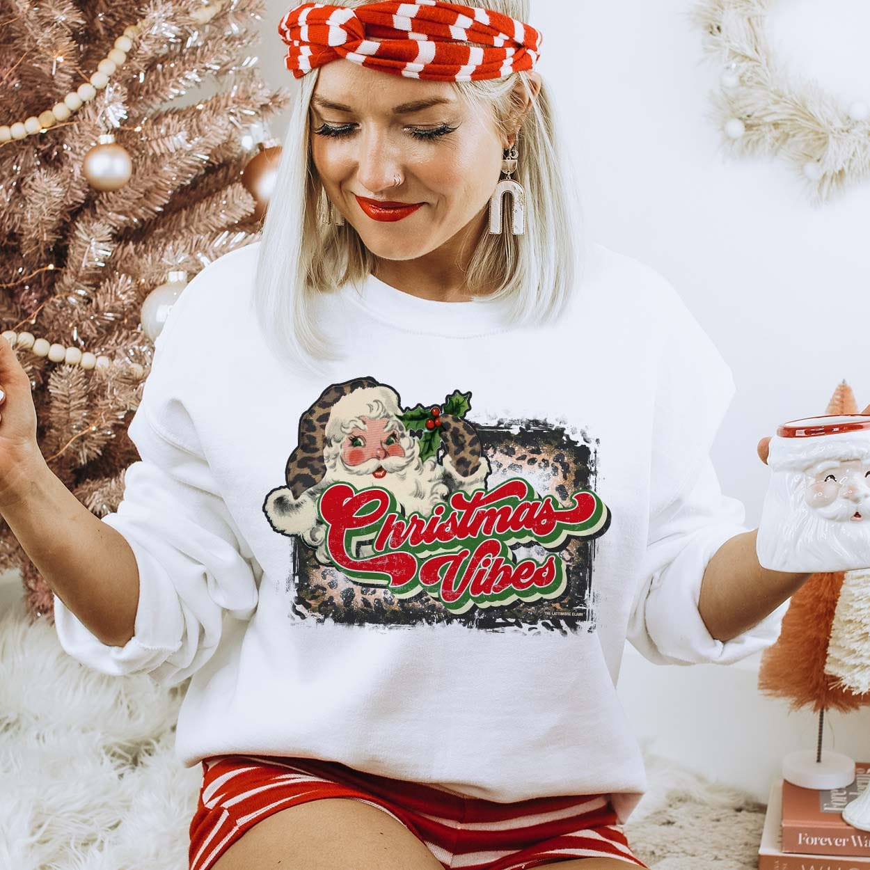 MISSMUDPIE Christmas Vibes - White -  fleece lined sweatshirt
